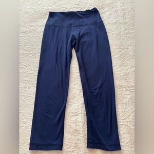 Yogalicious Deep Blue 3/4 Length Leggings Size Small